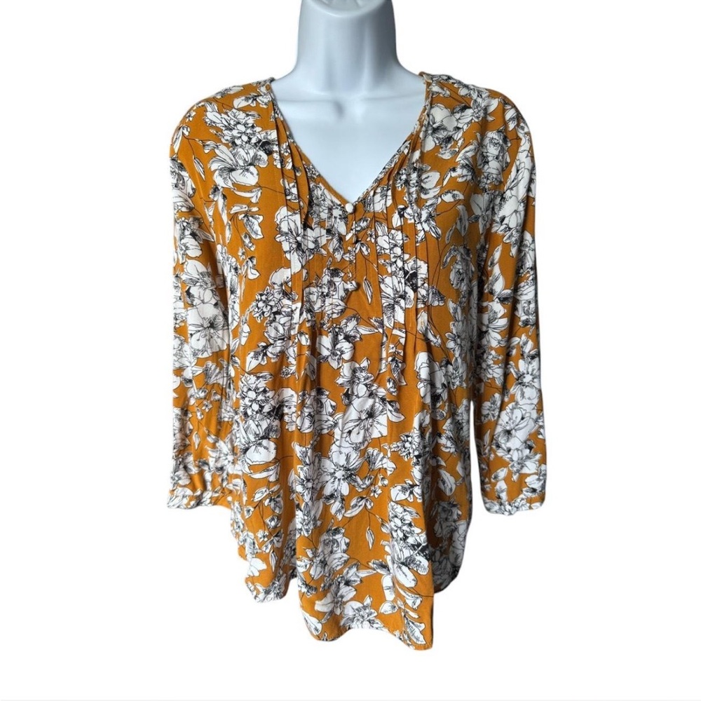 Fun2fun Gold and White Floral Blouse